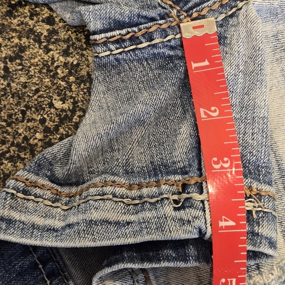 Maurices Distressed Blue Denim Shorts Juniors 3/4 Button Zip Cotton Stretch - Picture 13 of 16